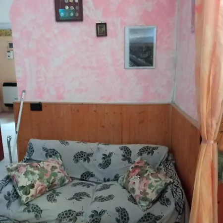 Casa Garage בית הארחה 3*