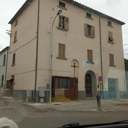 Casa Garage Roccatederighi