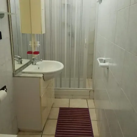 Casa Garage Pensión